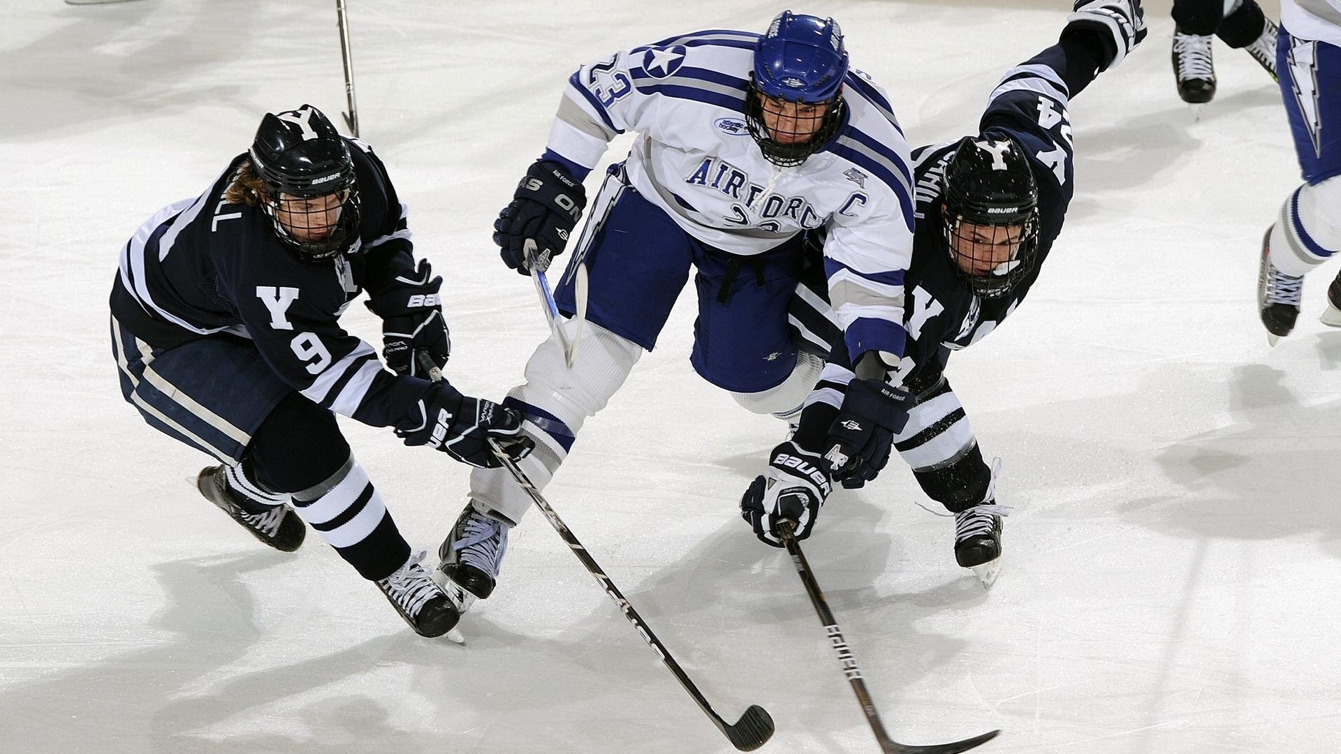 英超高潮不断：逆转、绝平、黄金瞬间层出不穷，英超有多激烈