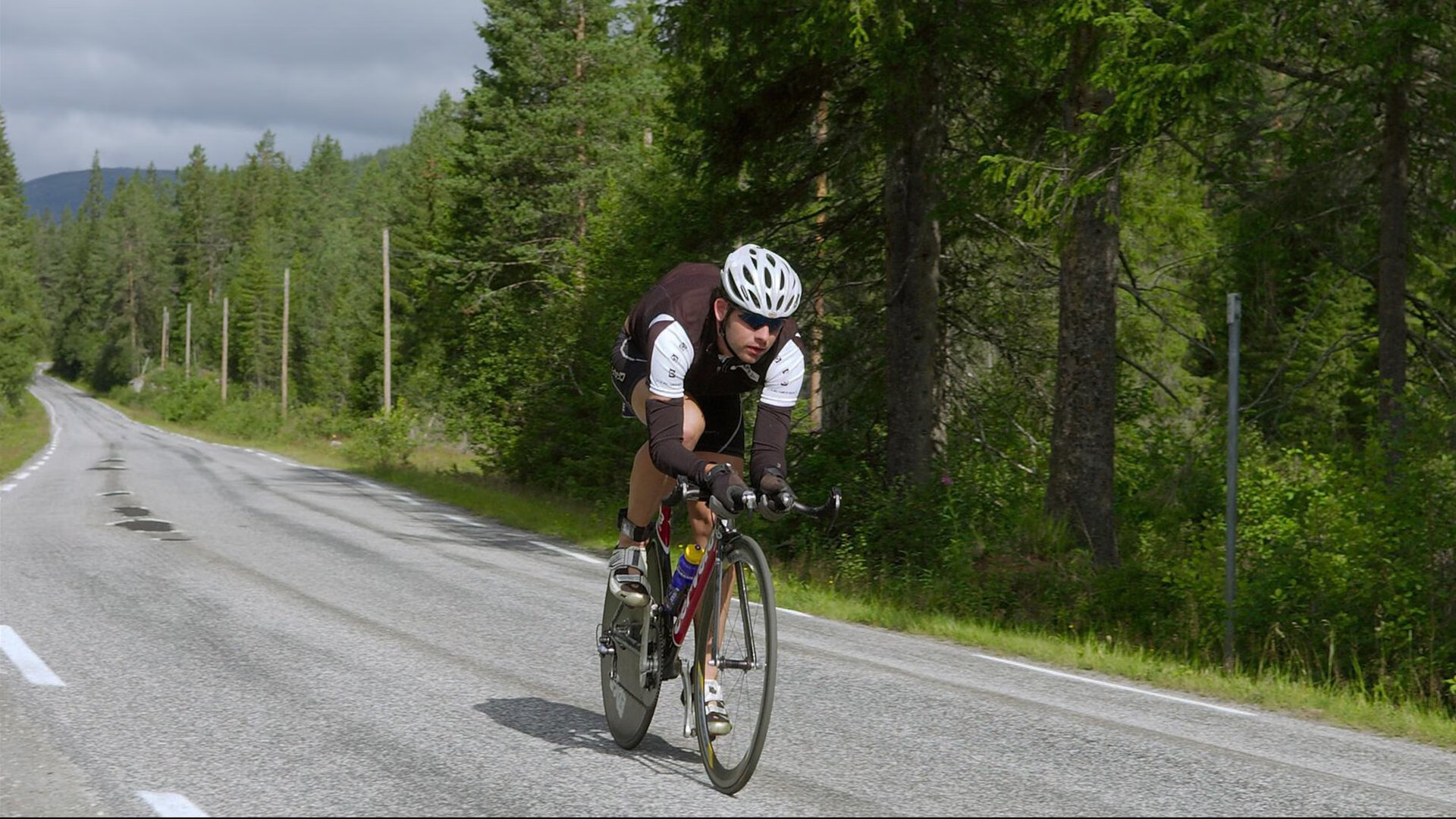 马术耐力赛落地内蒙古 展现草原速度与激情，马术耐力赛方案